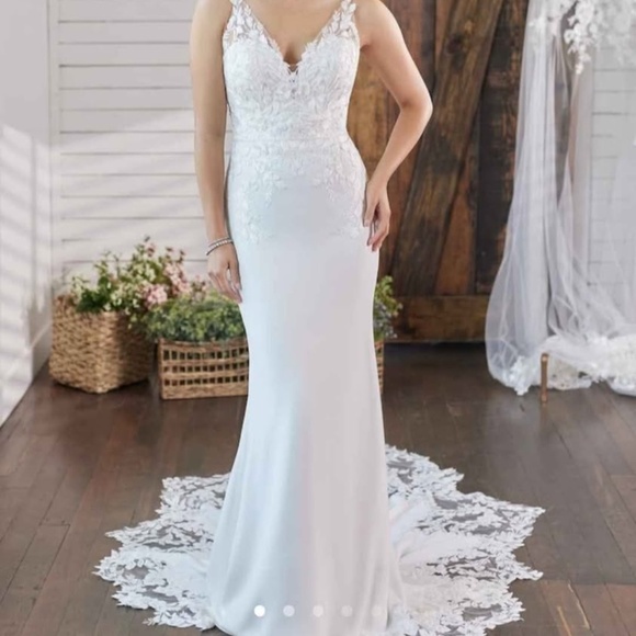 Maggie Sottero Wedding dress - Picture 3 of 4